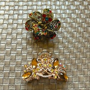 2 Bling metal hair clips​